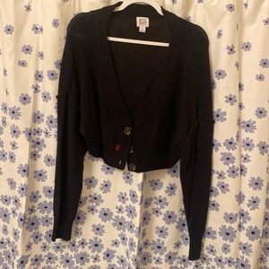 Black BDG size small cropped cardigan